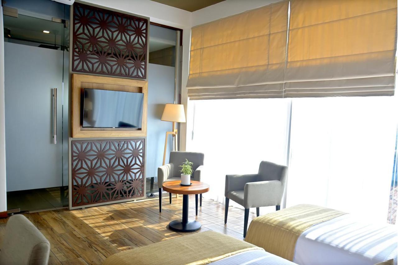 Belmont Boutique Hotel - Free Airport Shuttle Service Negombo Phòng bức ảnh