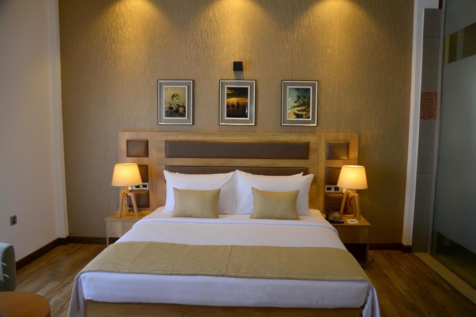 Belmont Boutique Hotel - Free Airport Shuttle Service Negombo Phòng bức ảnh